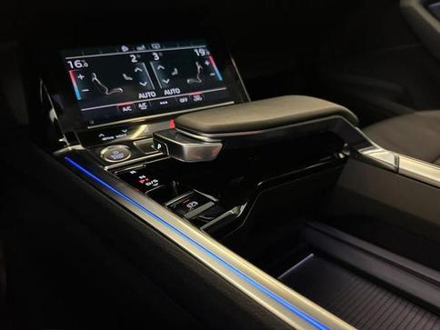 AUDI E-TRON SPORTBACK PERF. AUT. (ELTRICO)