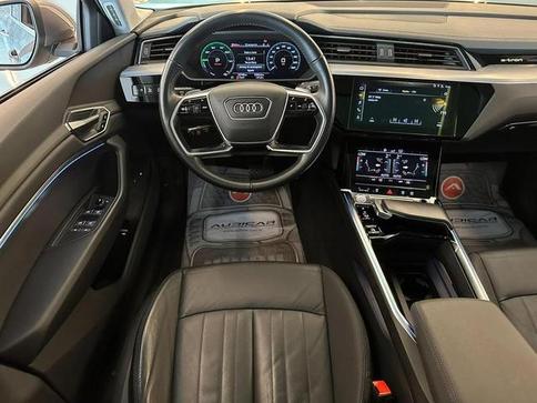 AUDI E-TRON SPORTBACK PERF. AUT. (ELTRICO)