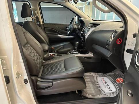 NISSAN FRONTIER PLATI. CD 2.3 BI-TB DIES. AUT.