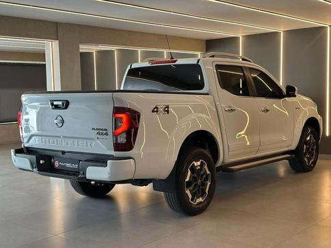 NISSAN FRONTIER PLATI. CD 2.3 BI-TB DIES. AUT.