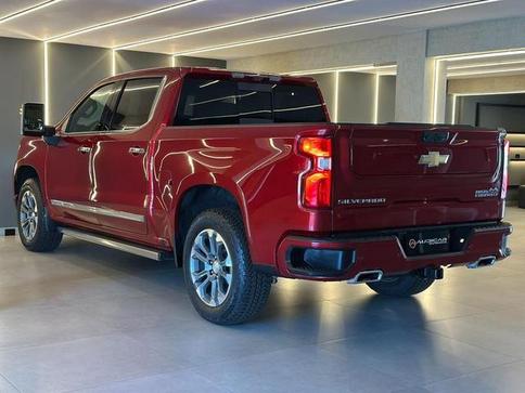 CHEVROLET SILVERADO HIGH COUNTRY 5.3 V8 AWD AUT.
