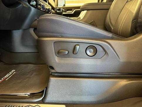 CHEVROLET SILVERADO HIGH COUNTRY 5.3 V8 AWD AUT.