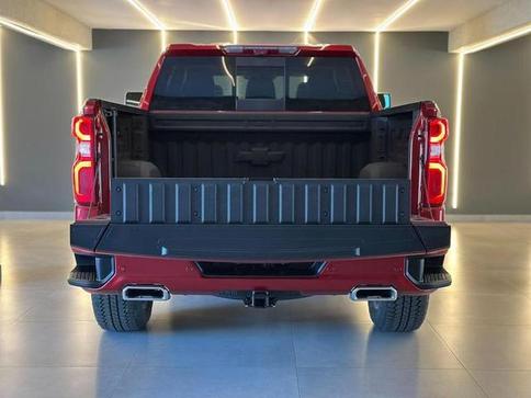CHEVROLET SILVERADO HIGH COUNTRY 5.3 V8 AWD AUT.