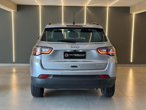 JEEP COMPASS LONG. T270 1.3 TB 4X2 FLEX AUT.