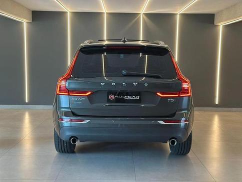 VOLVO XC 60 2.0 T5 MOMENTUM AWD