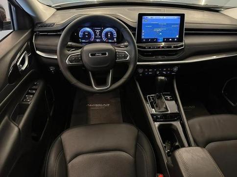 JEEP COMPASS LIMITED T270 1.3 TB 4X2 FLEX AUT