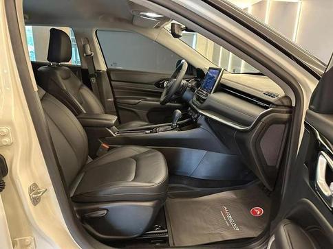 JEEP COMPASS LIMITED T270 1.3 TB 4X2 FLEX AUT