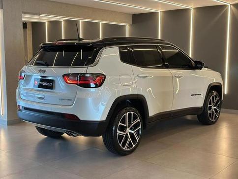 JEEP COMPASS LIMITED T270 1.3 TB 4X2 FLEX AUT