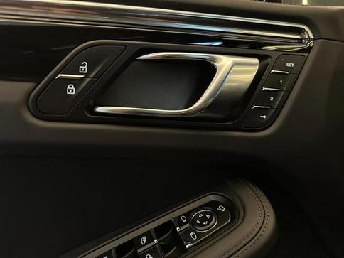 PORSCHE MACAN T 2.0 TURBO