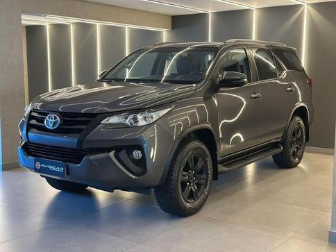 TOYOTA HILUX SW4 SRV 4X2 2.7 FLEX 16V AUT