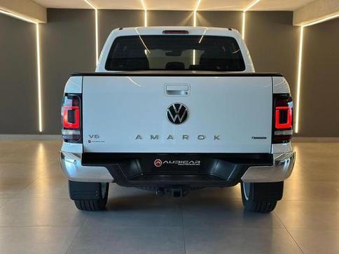 VOLKSWAGEN AMAROK 3.0 V6 TDI HIGHLINE CD DIESEL 4MOTION AUTOM�TICO