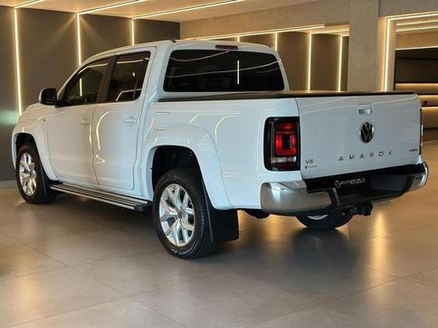 VOLKSWAGEN AMAROK 3.0 V6 TDI HIGHLINE CD DIESEL 4MOTION AUTOM�TICO