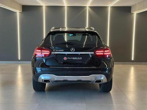 MERCEDES-BENZ GLA 200 1.6 CGI ADVANCE 16V TURBO 4P