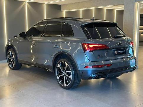 AUDI Q5 S-LINE BLACK 2.0 TFSI QUAT. S-TRONIC