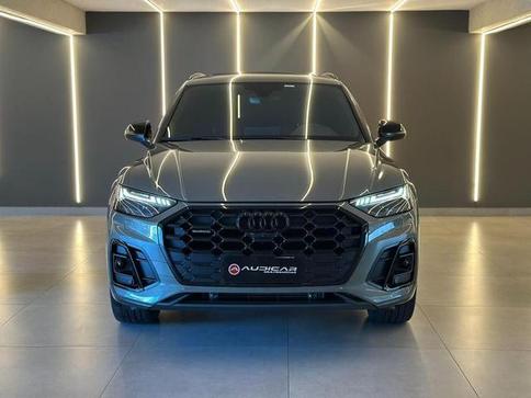 AUDI Q5 S-LINE BLACK 2.0 TFSI QUAT. S-TRONIC