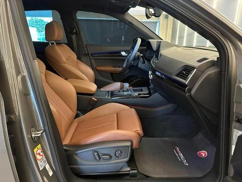 AUDI Q5 S-LINE BLACK 2.0 TFSI QUAT. S-TRONIC