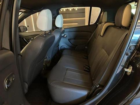 RENAULT SANDERO 1.6 STEPWAY 16V FLEX 4P AUTOMATICO