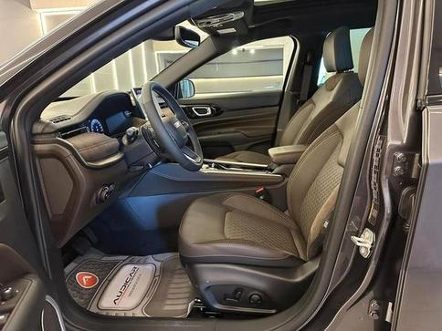 JEEP COMMANDER OVERL. 2.2 TD 4X4 DIESEL AUT.