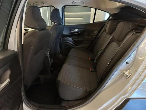FIAT FASTBACK AUDACE TURBO 200 FLEX AT 4P
