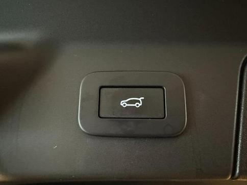 LAND ROVER Range R. VELAR HSE Dyn 2.0 P400e (Hib.)
