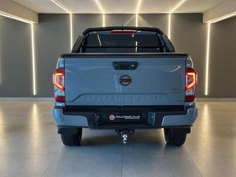 NISSAN FRONTIER 2.3 16V TURBO DIESEL PRO4X CD 4X4 AUTOM�TICO
