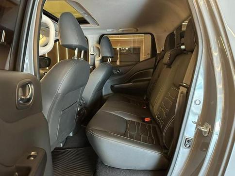 NISSAN FRONTIER 2.3 16V TURBO DIESEL PRO4X CD 4X4 AUTOM�TICO