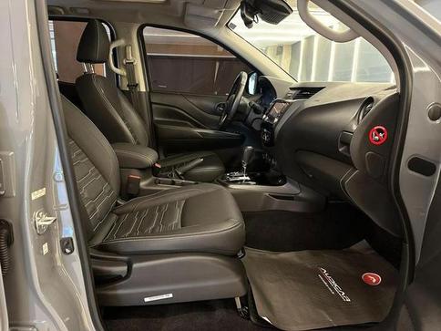 NISSAN FRONTIER 2.3 16V TURBO DIESEL PRO4X CD 4X4 AUTOM�TICO