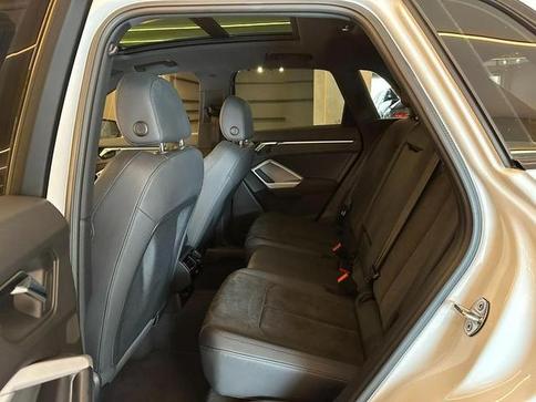 AUDI Q3 BLACK 1.4 TFSI S TRONIC