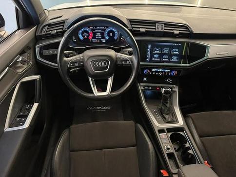 AUDI Q3 BLACK 1.4 TFSI S TRONIC