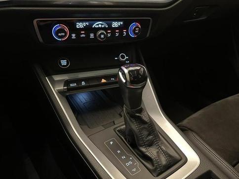 AUDI Q3 BLACK 1.4 TFSI S TRONIC