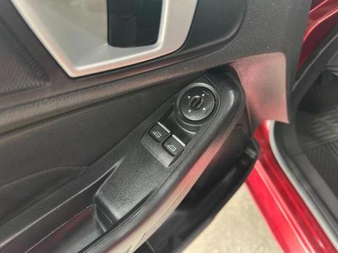 FORD FIESTA 1.6 SE HATCH 16V FLEX 4P MANUAL