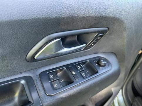 VOLKSWAGEN AMAROK Comfor. CD 2.0 TDI 4x4 Dies. Aut..