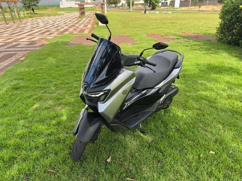 YAMAHA NMAX 160
