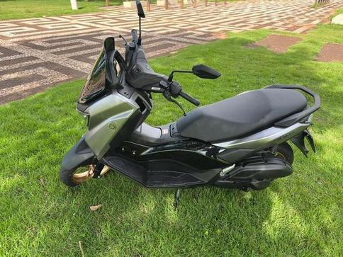 YAMAHA NMAX 160