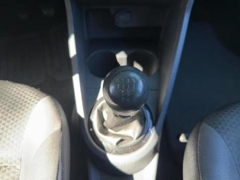 VOLKSWAGEN GOL TRENDLINE 1.0 TOTAL FLEX 4P