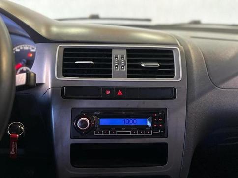 VOLKSWAGEN FOX TRENDLINE 1.6 MSI TOTAL FLEX 4P. MEC.