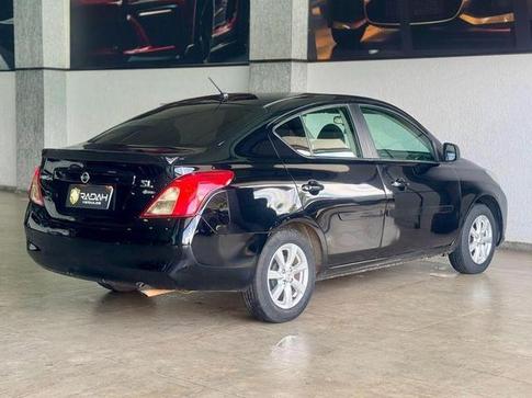 NISSAN VERSA  SL 1.6 16V Flex Fuel 4p Mec.