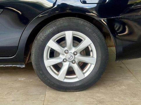 NISSAN VERSA  SL 1.6 16V Flex Fuel 4p Mec.