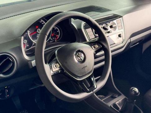 VOLKSWAGEN up!  move 1.0 TSI Total Flex 12V 5p