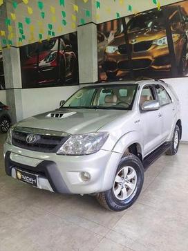 TOYOTA Hilux  SW4 SRV D4-D 4x4 3.0 TDI Dies. Aut