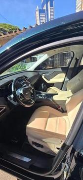 JAGUAR FPACE 20TD PRESTIG