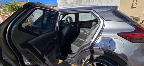 NISSAN KICKS 1.6 EXCLUSIVE INT CINZA CVT