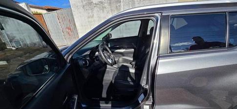 NISSAN KICKS 1.6 EXCLUSIVE INT CINZA CVT