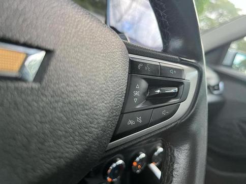 CHEVROLET ONIX PLUS 10TAT LTZ