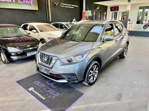 NISSAN KICKS S CVT