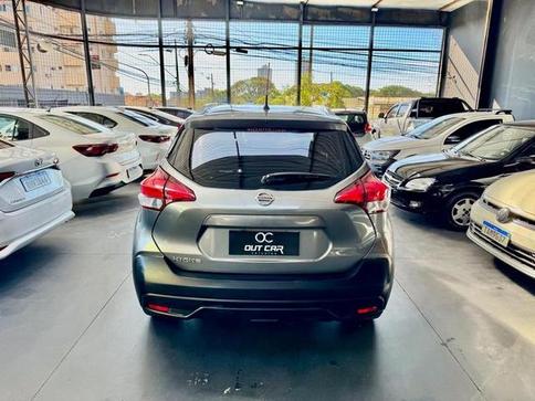 NISSAN KICKS S CVT
