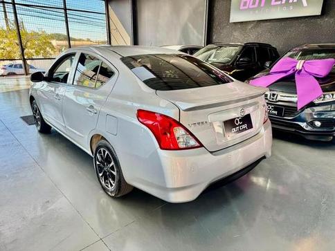 NISSAN VERSA 16 S