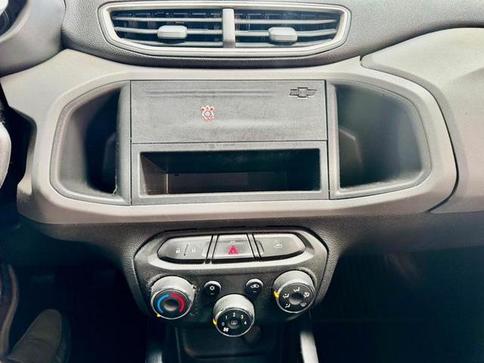 CHEVROLET ONIX 1.0MT LT