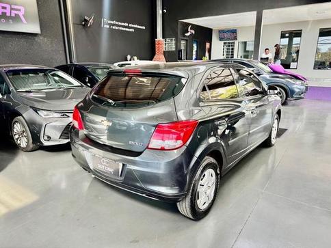 CHEVROLET ONIX 1.0MT LT