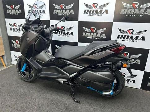 YAMAHA XMAX 300 CONNECTED